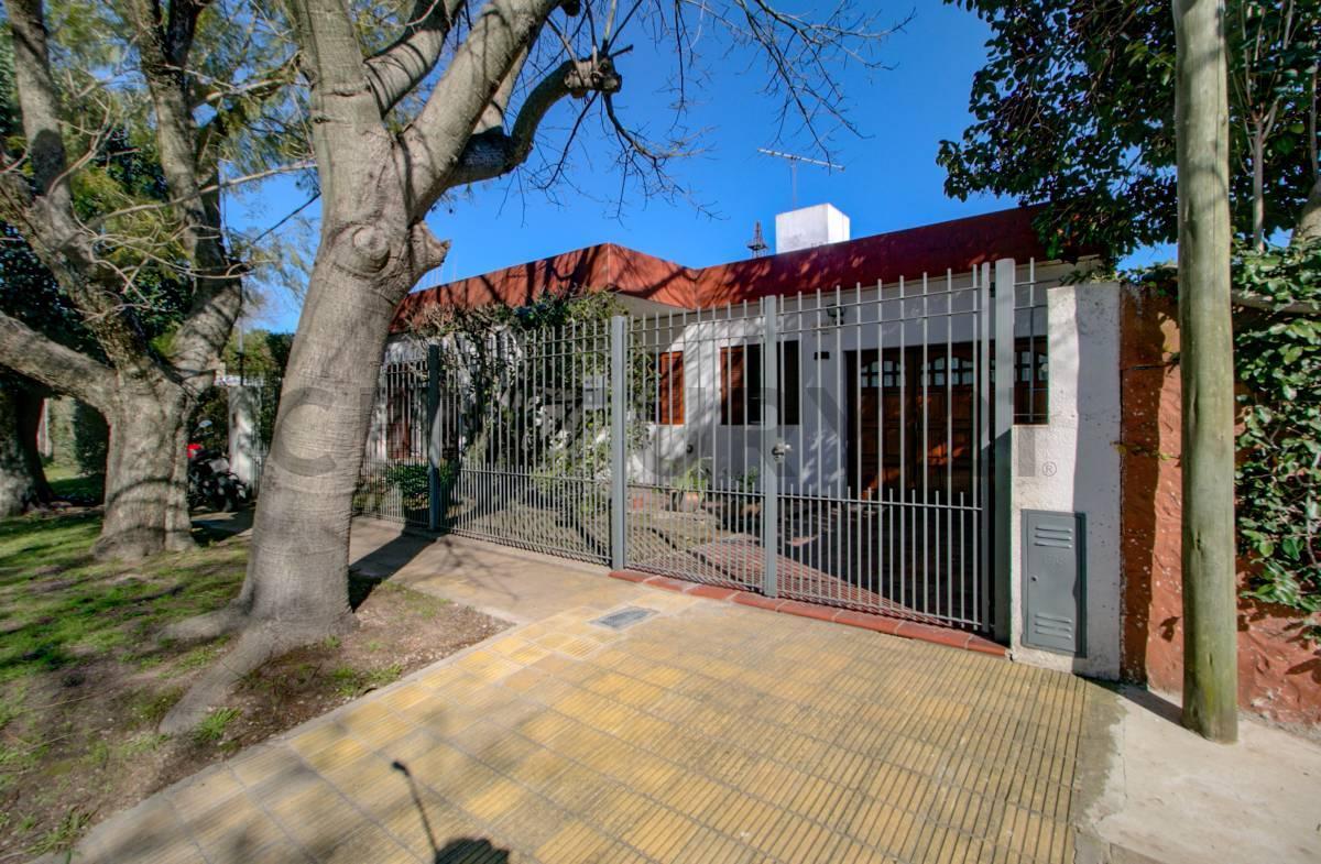 Foto de Casa en venta 3 ambientes en Manuel B. Gonnet La Plata, imagen 5