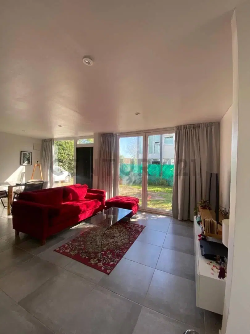 Dúplex en venta en City Bell 485 e 31 y 31bis con cochera y patio. 5