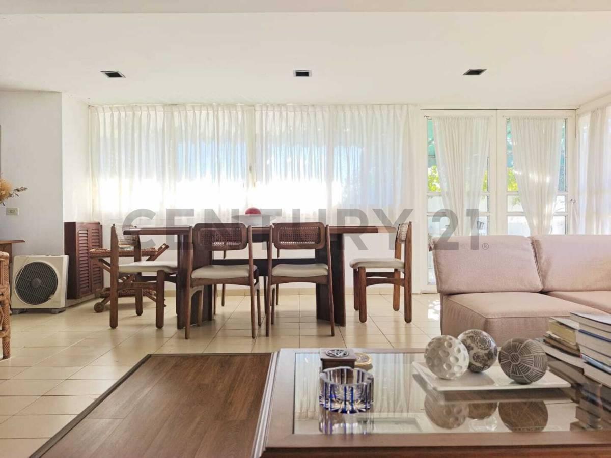 Venta Casa en 124 47 y 48
