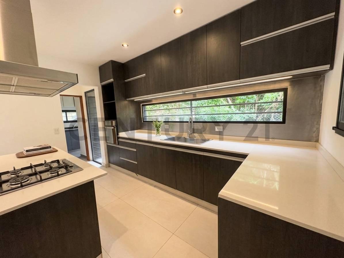 Foto de VENTA CASA SICARDI, imagen 2
