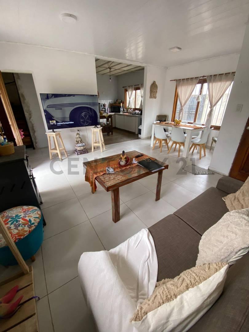 Foto de Venta de Casa en Sicardi 16 y 659, imagen 2