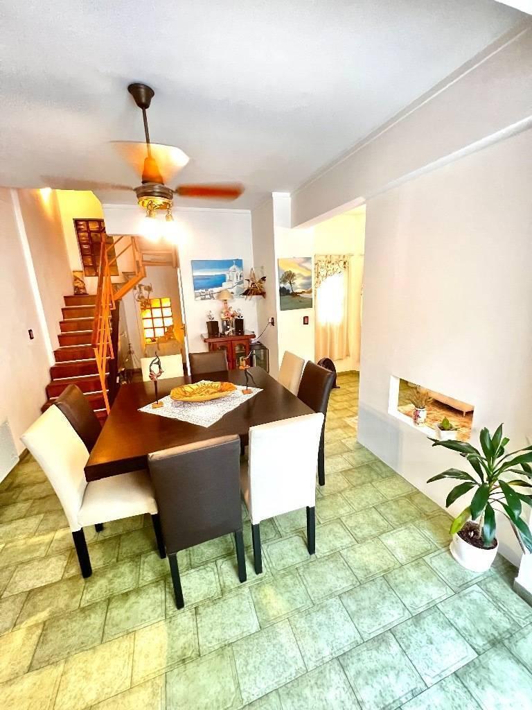 Foto de CASA EN VENTA 3 DORMITORIOS, LA PLATA TOLOSA, imagen 2