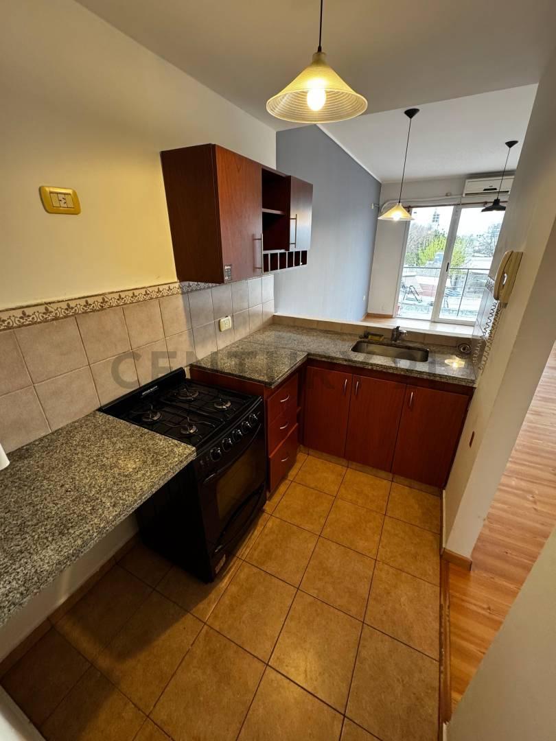 Foto de DEPARTAMENTO EN ALQUILER DE 1 DORMITORIO - CON COCHERA, imagen 5