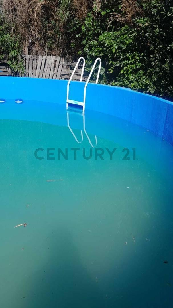 Foto de lotes con quinchos y tanque australiano a reciclar, imagen 2
