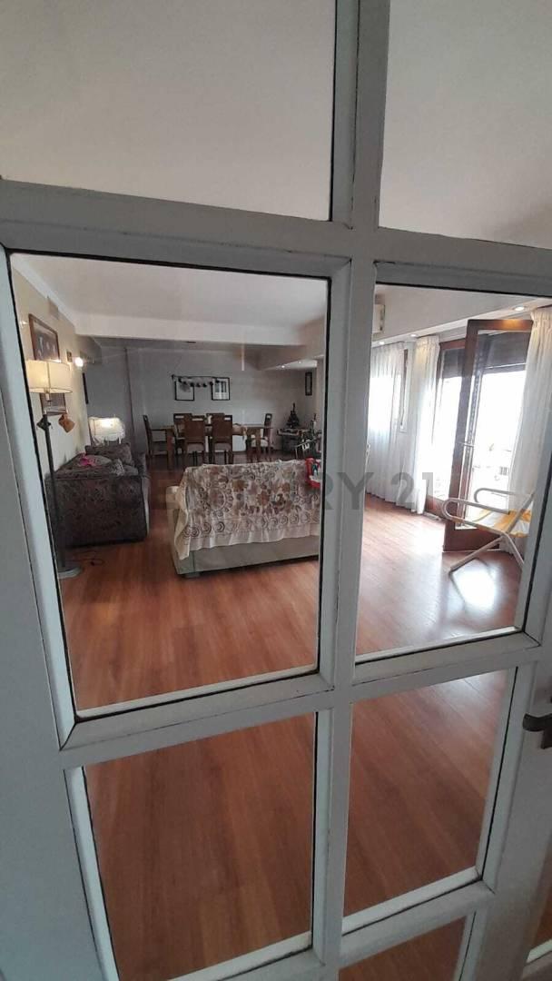 Foto de VENTA DEPARTAMENTO LA PLATA 3 DORMITORIOS, imagen 3