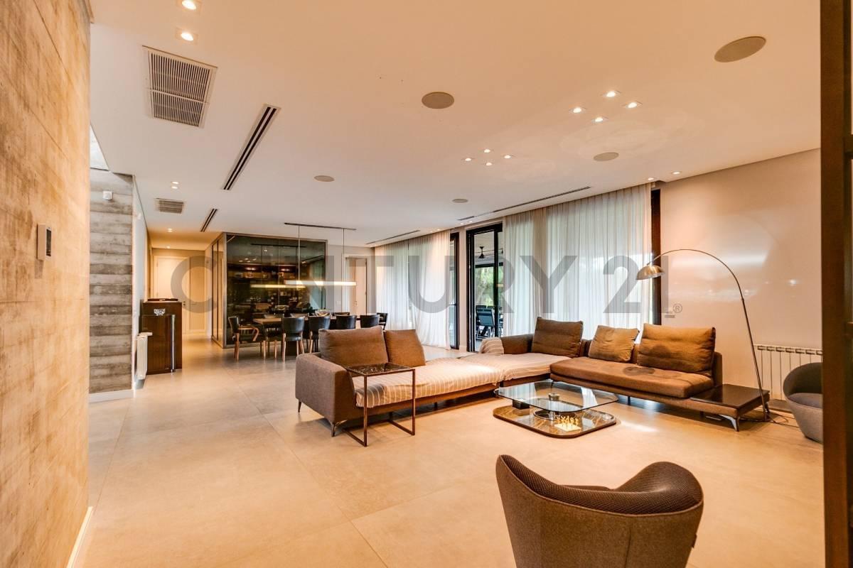 Foto de Casa de categoría en venta en Greenville Polo & Resort – 7 ambientes, imagen 4