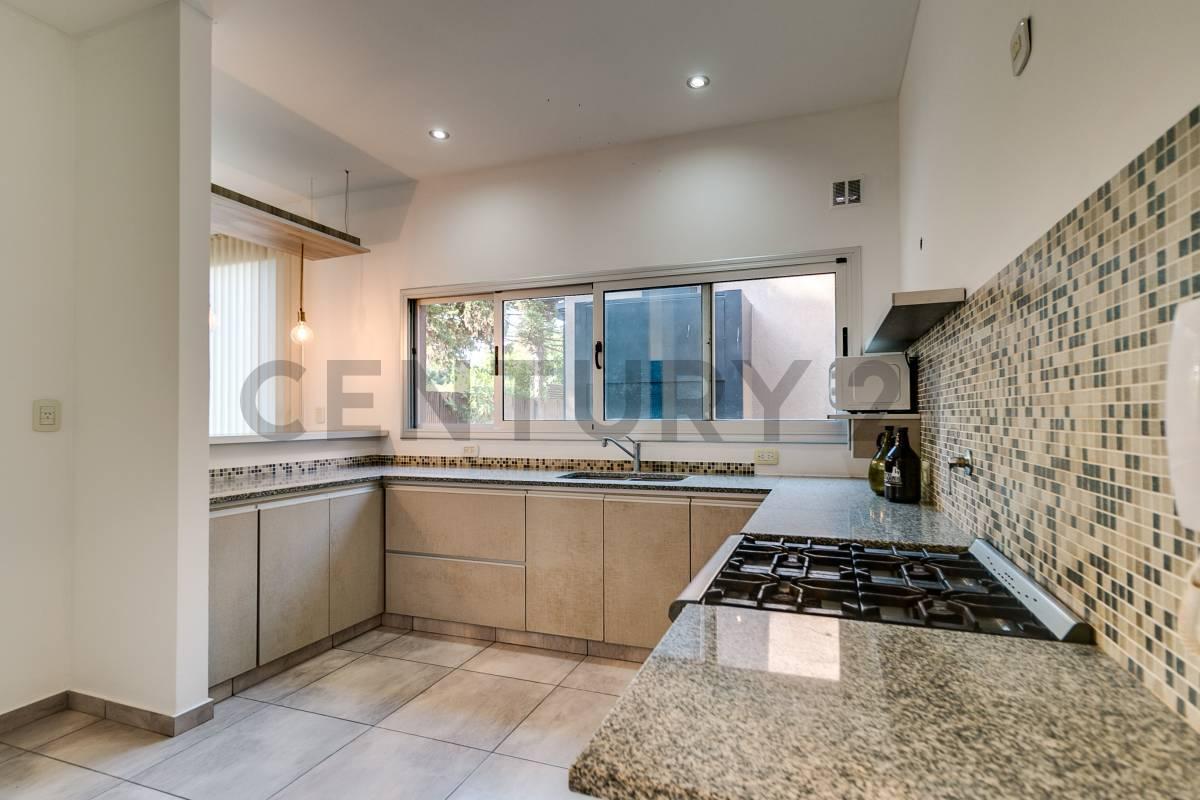 Foto de VENTA – CASA 3 DORMITORIOS – CITY BELL, LA PLATA, imagen 5