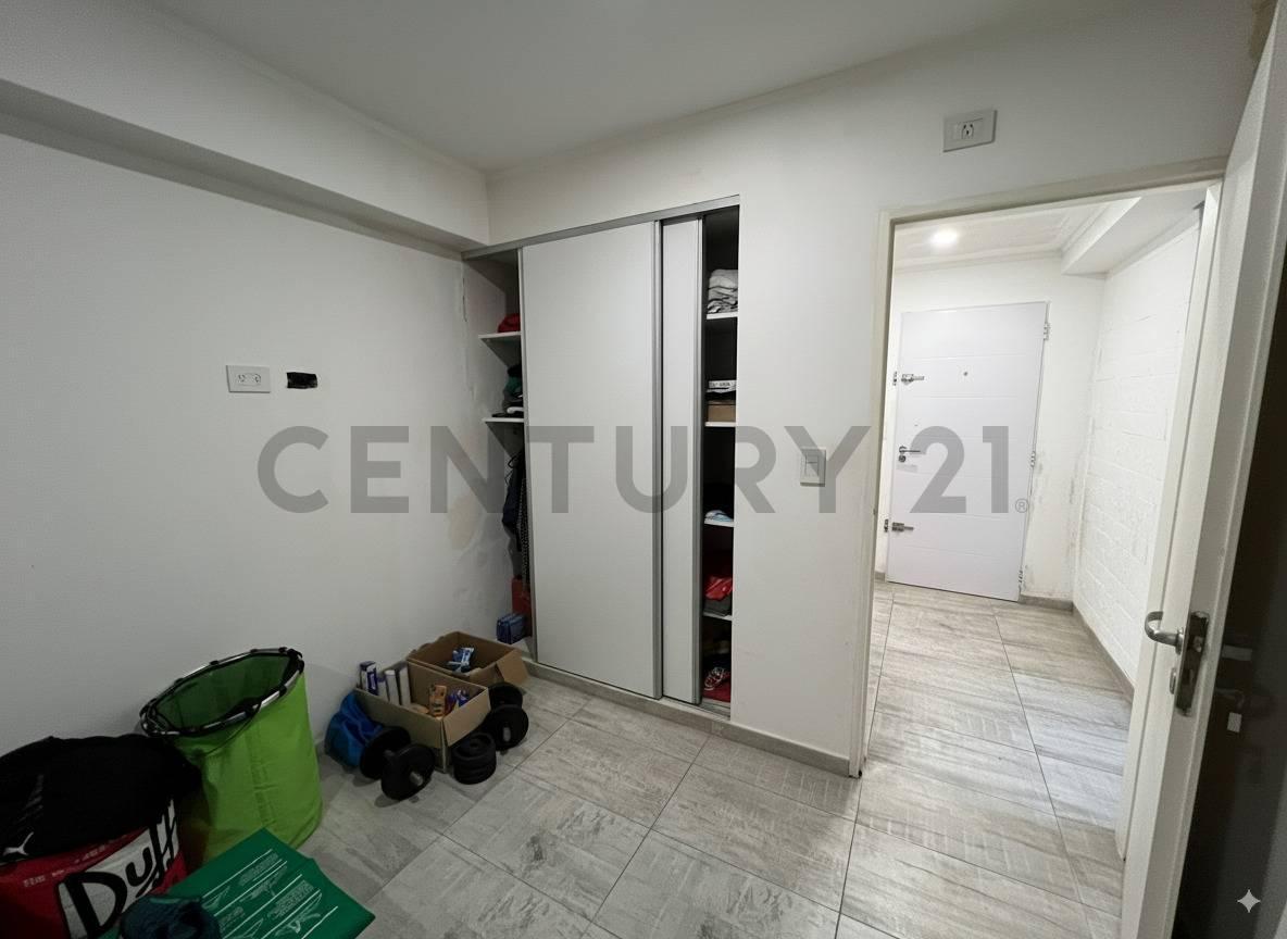 Foto de VENTA PH 3 AMBIENTES LA PLATA CENTRO – 2 PATIOS, imagen 1
