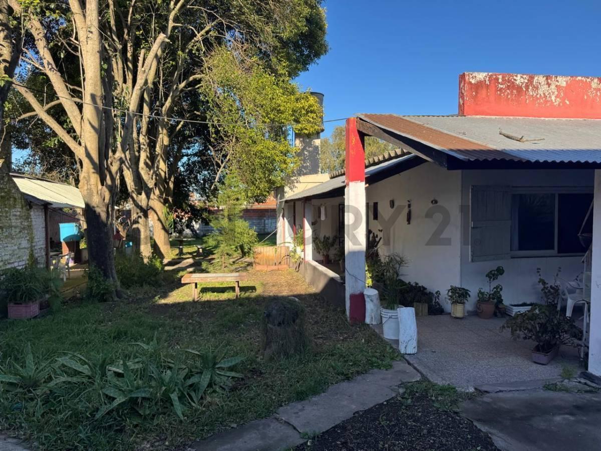 Foto de CASA EN VENTA EN VILLA ELVIRA DOS DORMITORIOS, imagen 3
