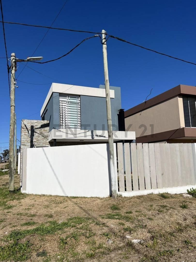 Foto de DEPARTAMENTO DUPLEX EN VENTA, 2 DORMITORIOS LA PLATA, imagen 3