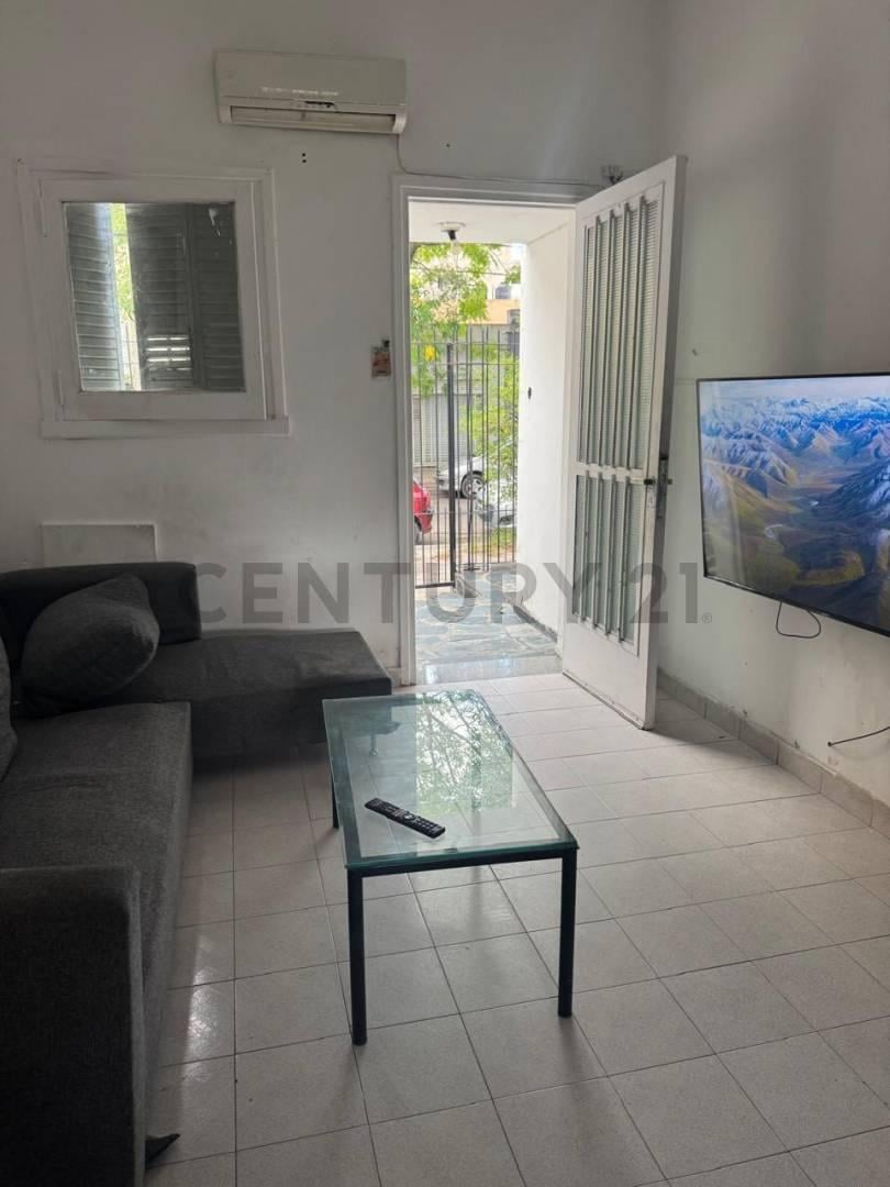 Foto de CASA A RECICLAR EN VENTA LA PLATA, imagen 1