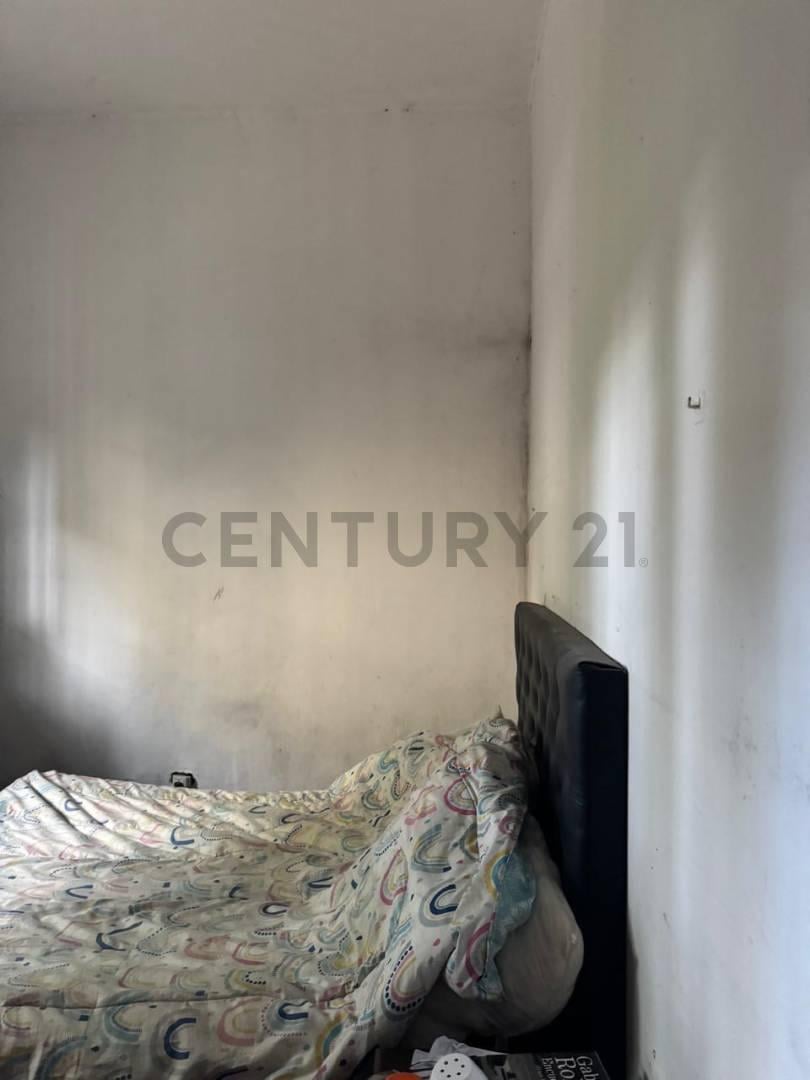 Foto de CASA A RECICLAR EN VENTA LA PLATA, imagen 2