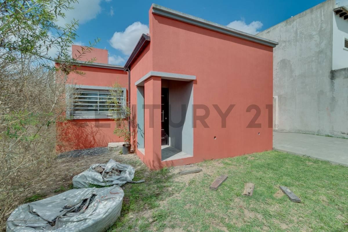 Foto de Venta casa de 2 dormitorios Villa Elisa, imagen 4