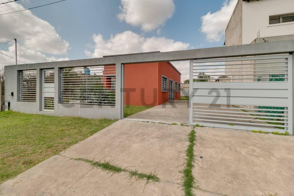 Foto de Venta casa de 2 dormitorios Villa Elisa, imagen 3