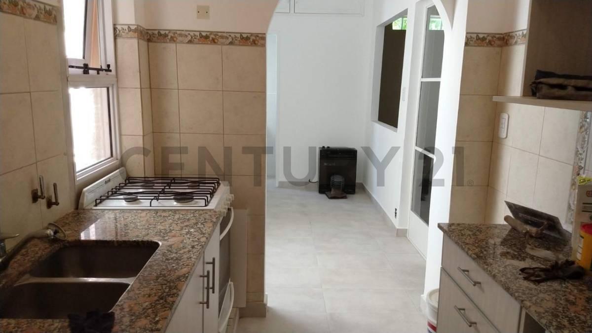 Foto de Departamento de 2 dormitorios en venta en el centro de La Plata, imagen 5