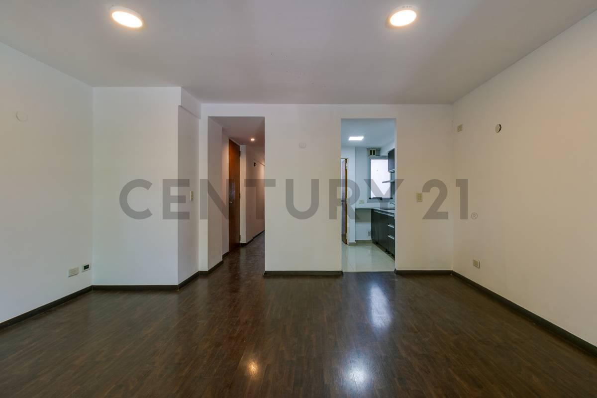 Foto de VENTA – DEPARTAMENTO 2 DORMITORIOS – LA PLATA - POSIBLE APTO CREDITO, imagen 2