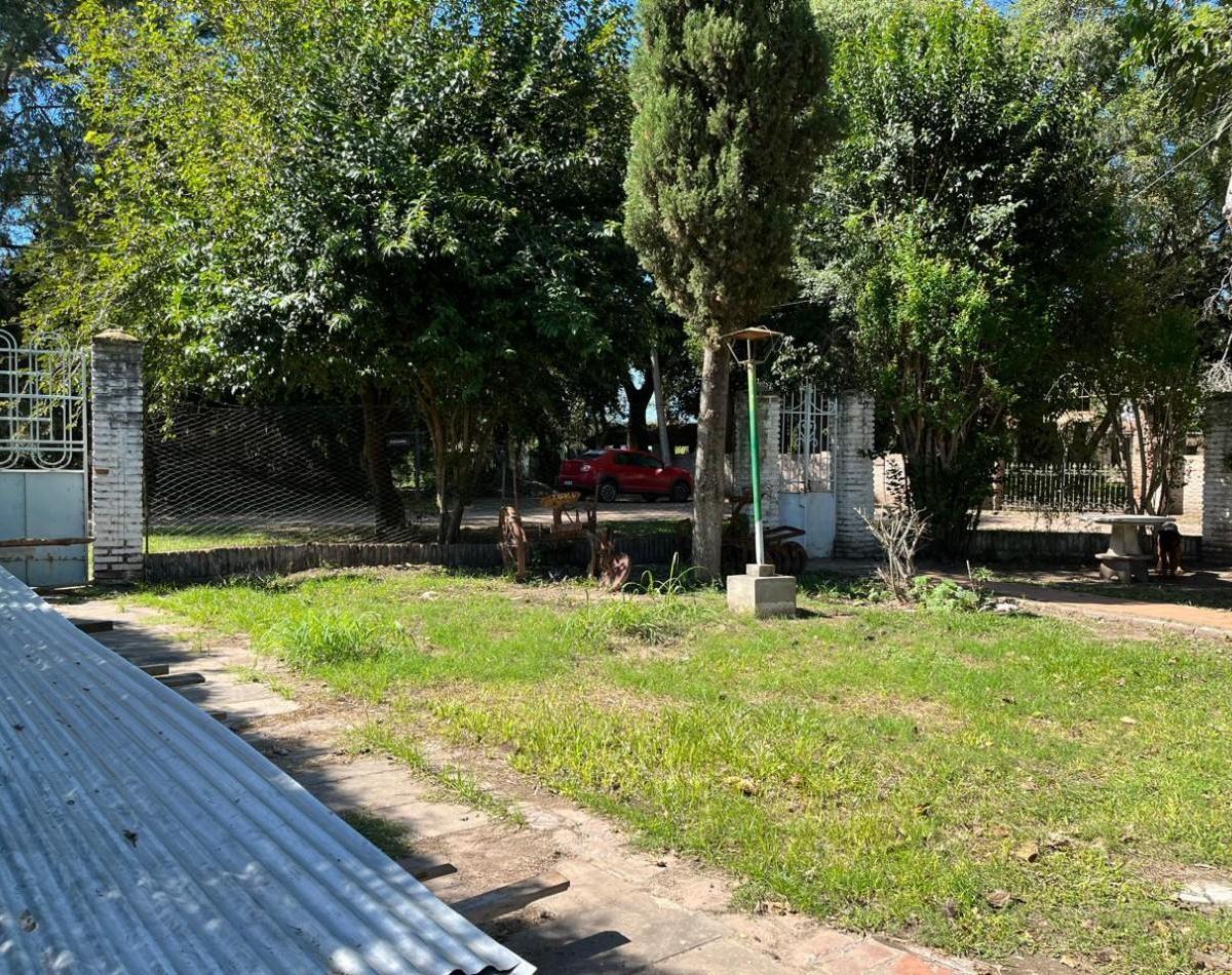 Casa Quinta a Refaccionar en Sauce, Ubicacion Privilegiada! 4