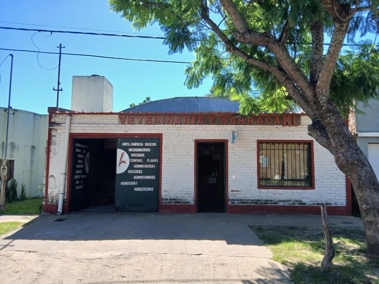 GALPON CON LOCAL AL FRENTE EN ALEJANDRA
