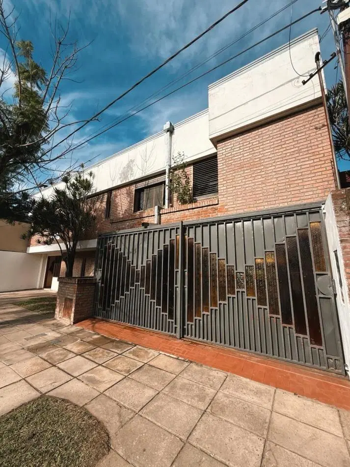 VENTA CASA EN AYACUCHO AL 100 1