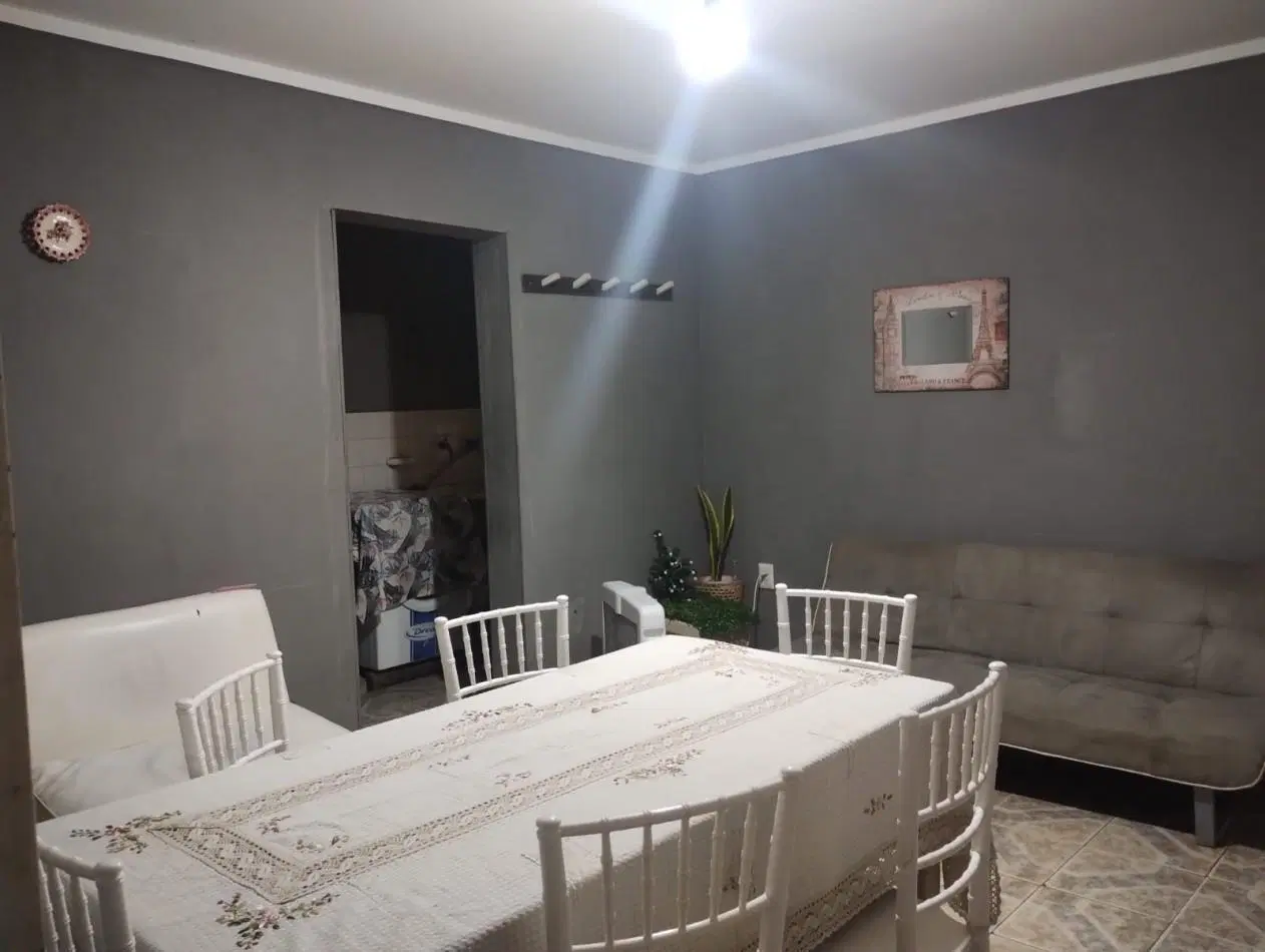 Casa con local 2