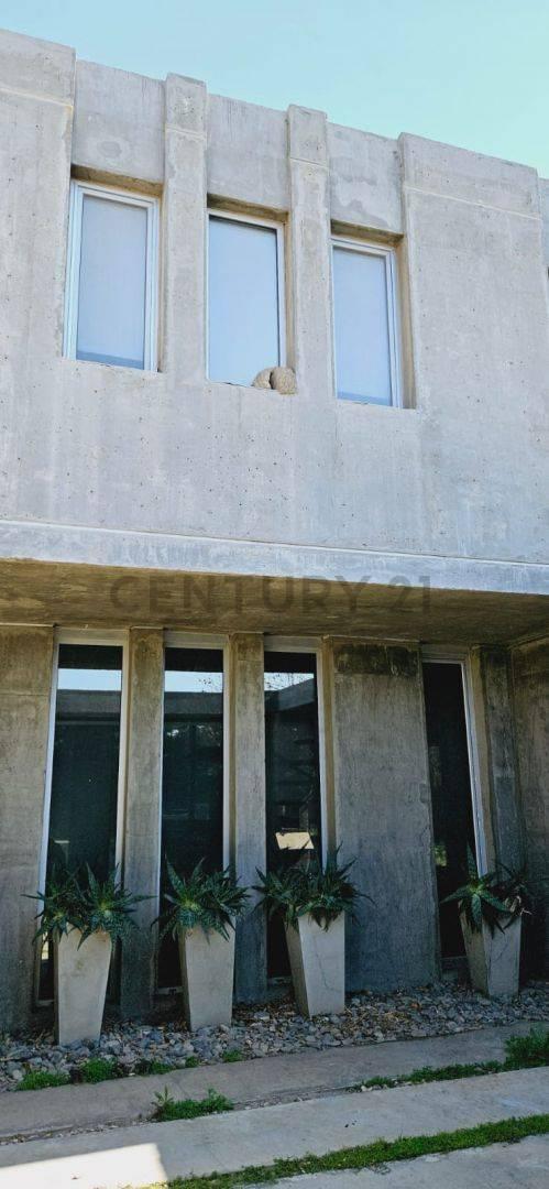 Venta Casa Cipolletti Manzanar Millenium 2