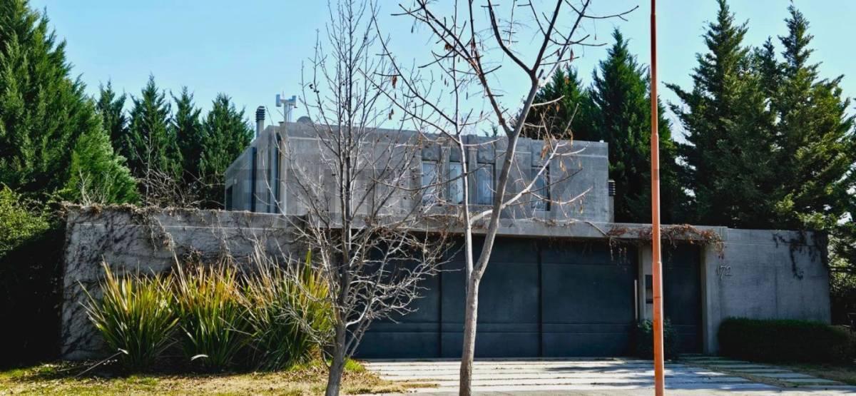 Venta Casa Cipolletti Manzanar Millenium 5