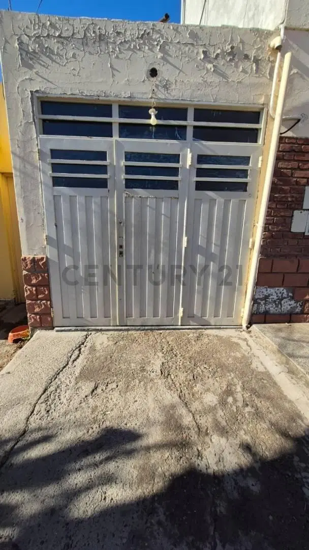 Venta Casa 3 Dormitorios y Cochera. Oportunidad de Inversión 3