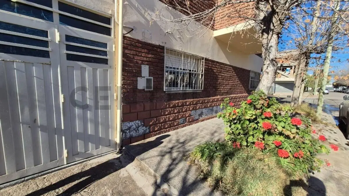 Venta Casa 3 Dormitorios y Cochera. Oportunidad de Inversión 4
