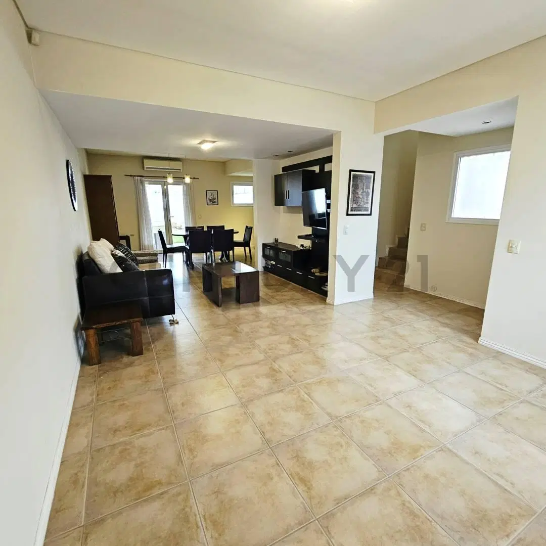 VENTA CASA 3 DORMITORIOS – PATIO – PILETA - BARRIO RINCON DE EMILIO – NEUQUEN – APTA CREDITO 5