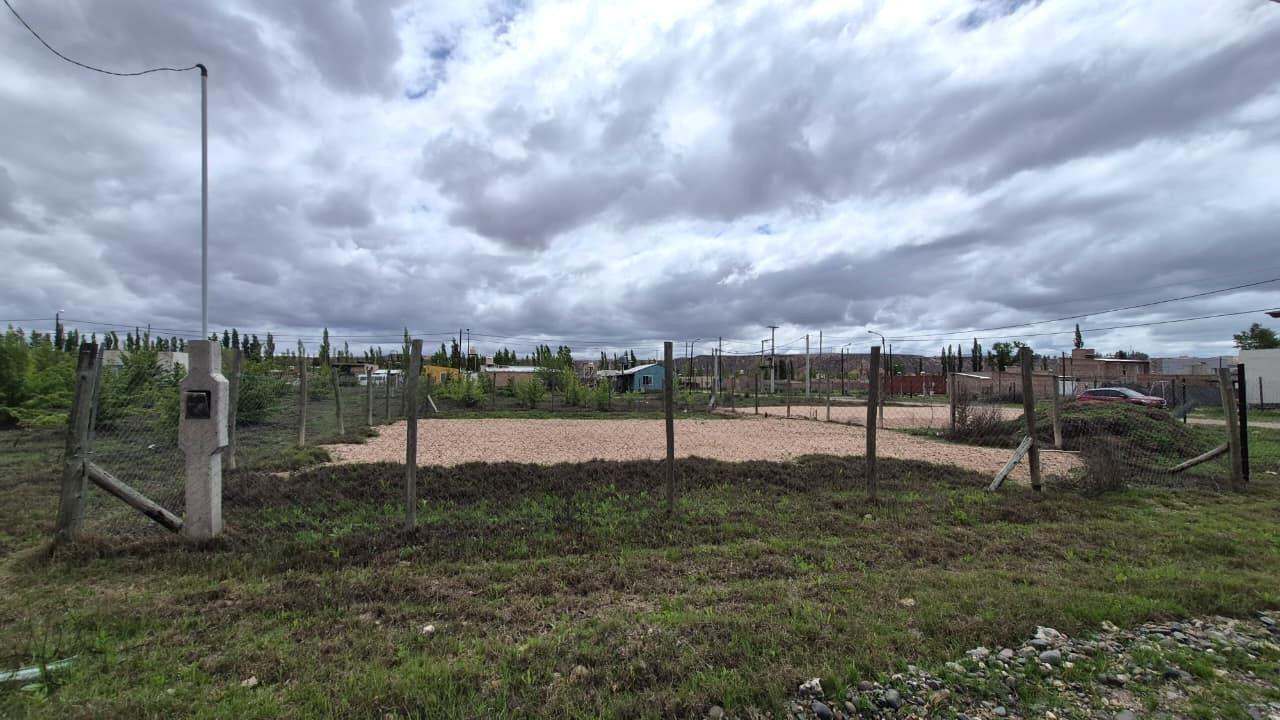 Foto de Terreno en venta Los Frutales Neuquen, imagen 1