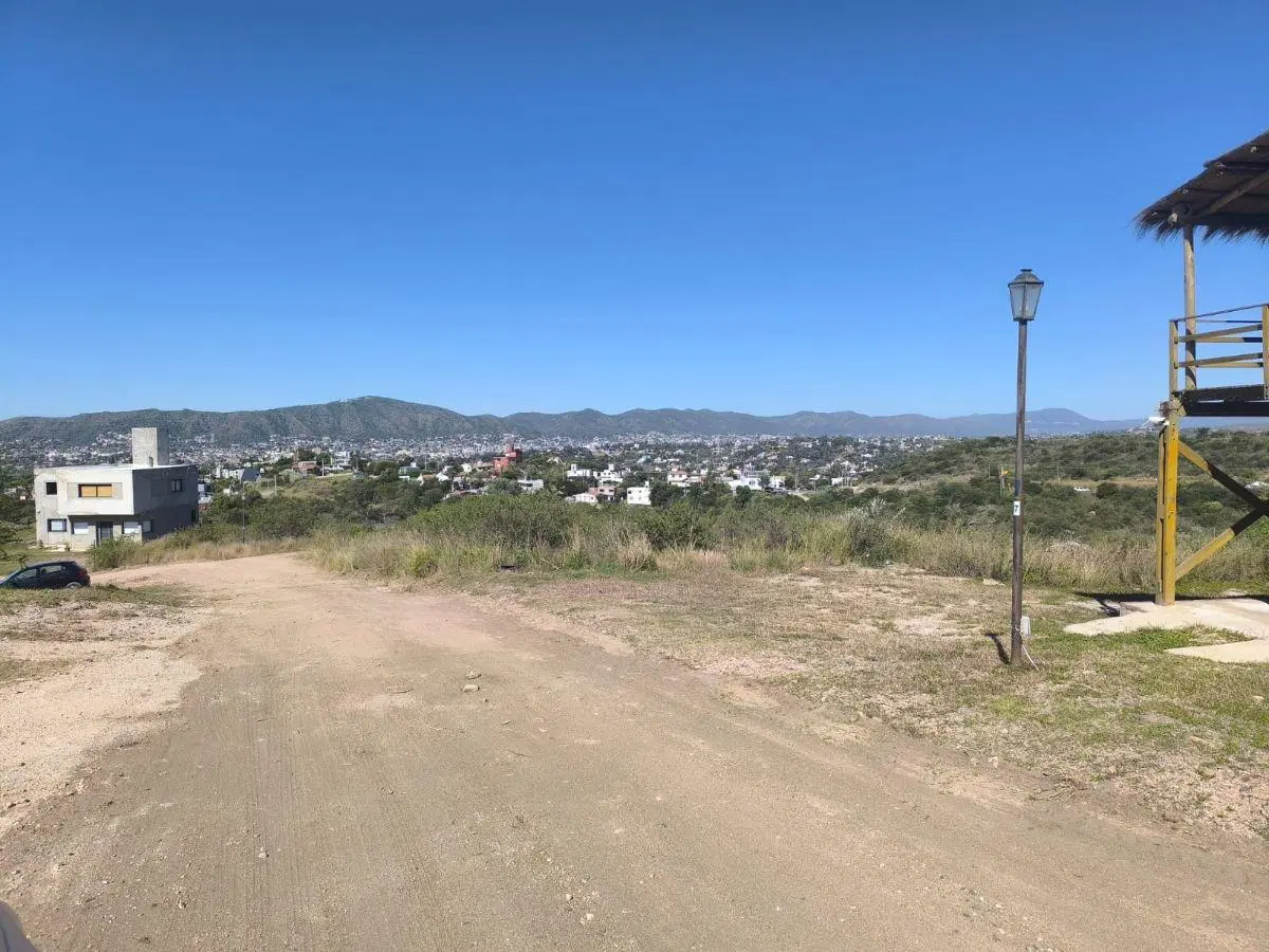 Lote 1018 mts2 en Villa Carlos Paz- a mts Ruta 38 - B° Vistas del Lago 3