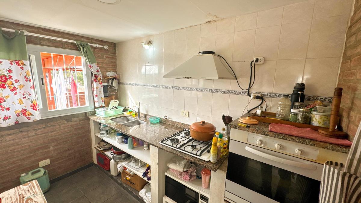 Gran Casa en Estancia Vieja, 300 m² Cubiertos y 1000 m² de Terreno 1