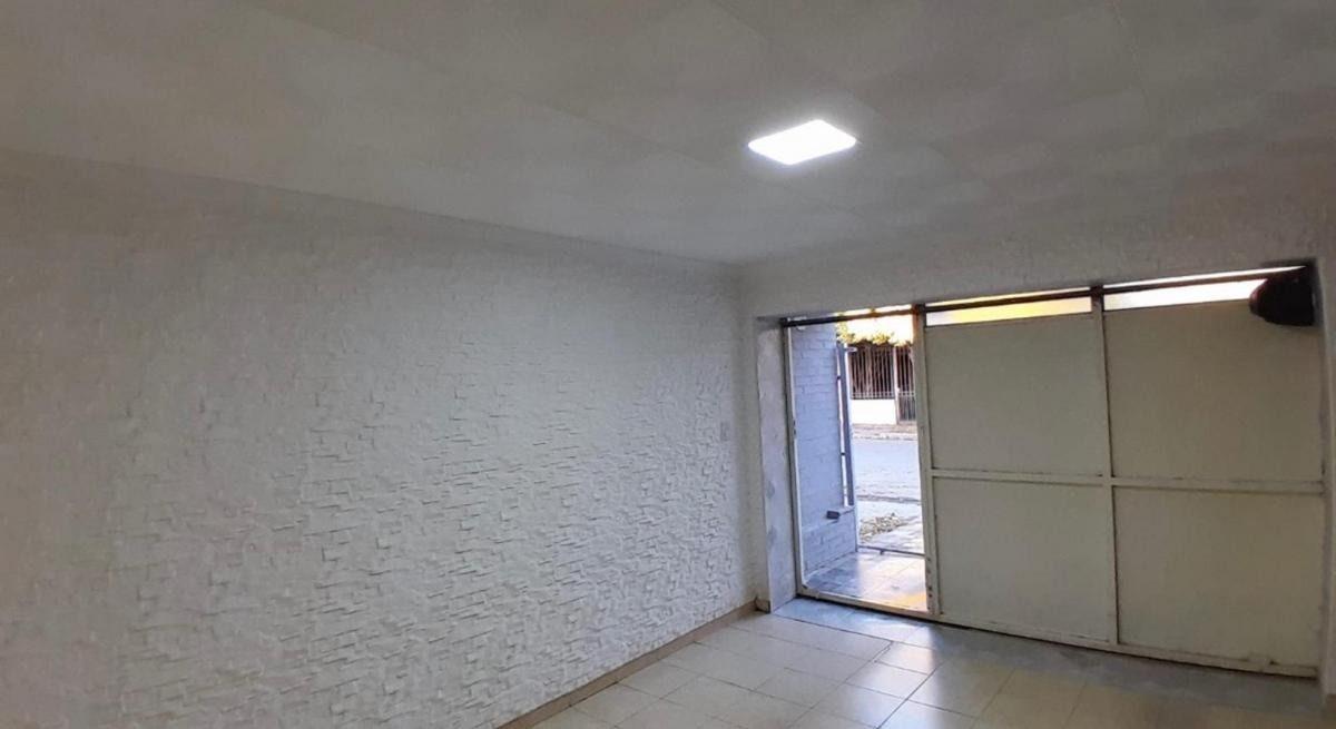 Foto de Apto Crédito en B° Lamadrid Casa de 3 dormitorios, imagen 1