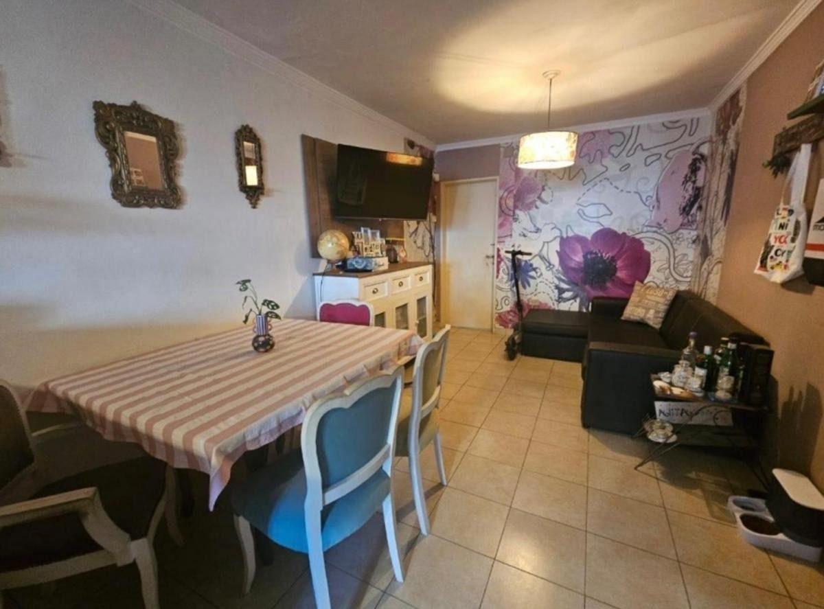 Foto de Apto Crédito en B° Lamadrid Casa de 3 dormitorios, imagen 2