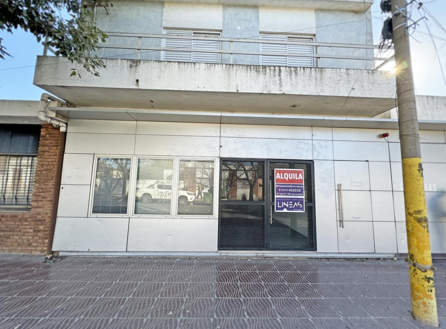 Local - Depto - Cochera en venta