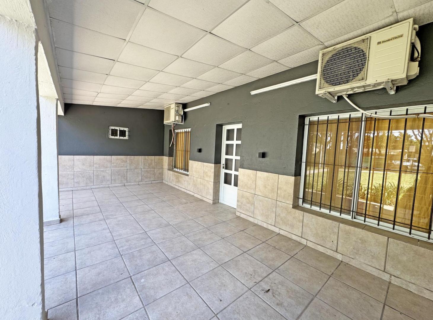 Foto de Salón en alquiler, imagen 5