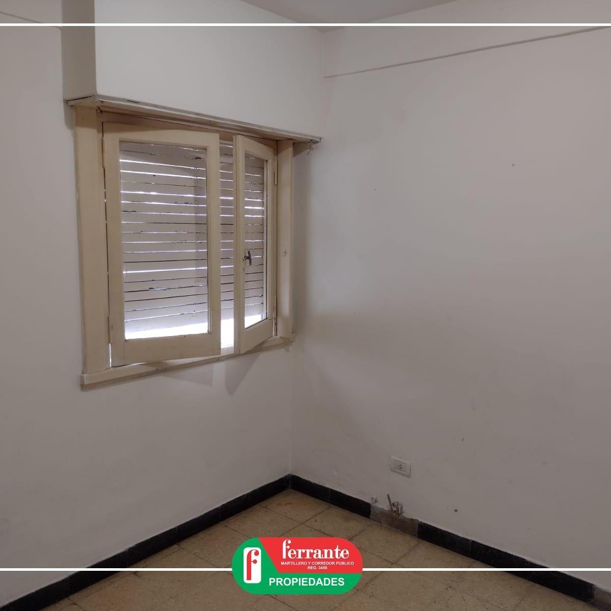 Foto de Local con Viviendas en Venta, imagen 5