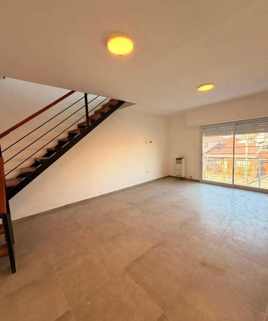 Departamento a Estrenar en Planta Alta a la calle 5