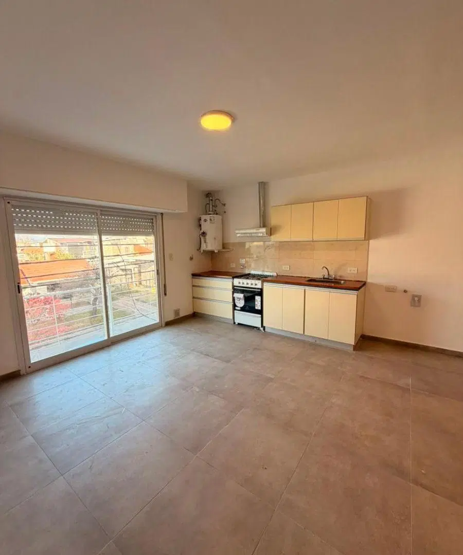 Departamento a Estrenar en Planta Alta a la calle 2