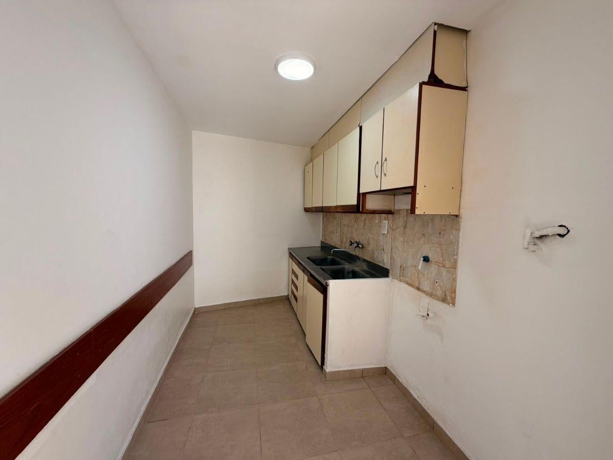 Foto de Casa de 3 ambientes sobre lote propio, imagen 3