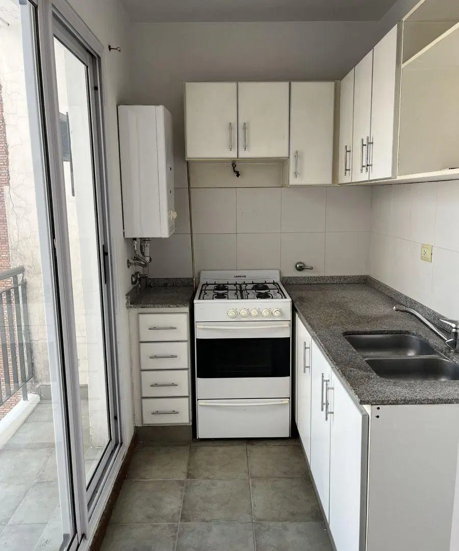 Departamento de 38 m2 con 1 dormitorio en alquiler en Rosario 3