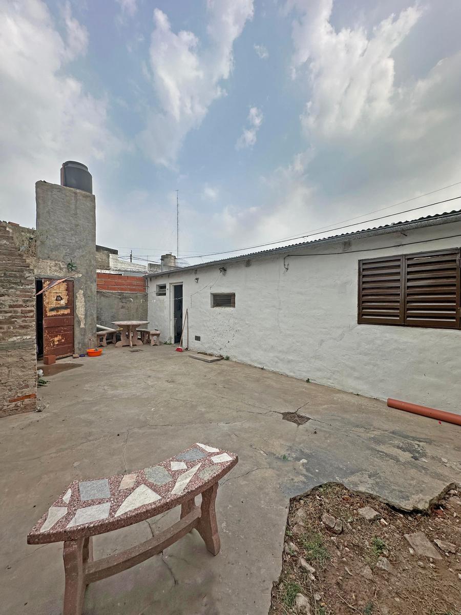 Casa en Barrio Villa Rosas 5