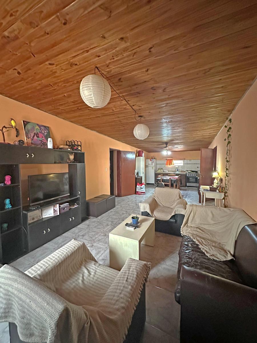 Casa en Barrio Villa Rosas 1