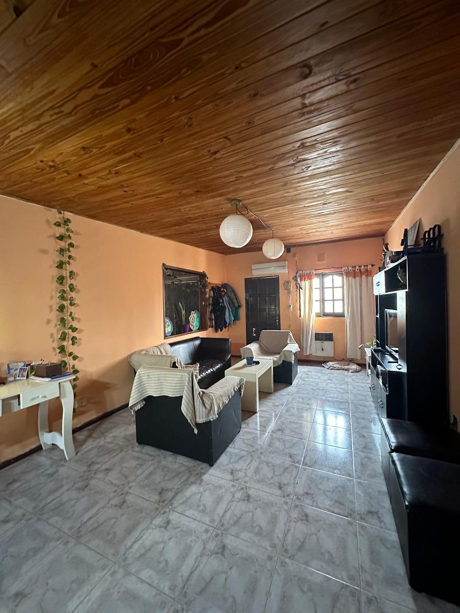 Casa en Barrio Villa Rosas 3