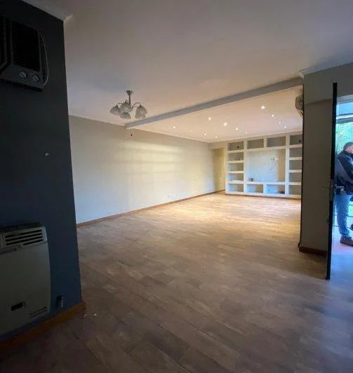 VENTA O ALQUILER DEPARTAMENTO 5 AMBIENTES con JARDIN 3