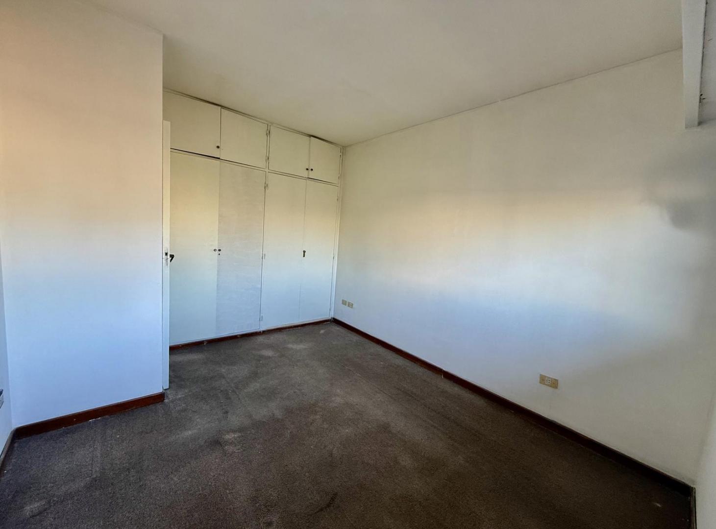 Foto de ALQUILER DEPARTAMENTO 2 AMBIENTES CON COCHERA LOMAS DE ZAMORA, imagen 5