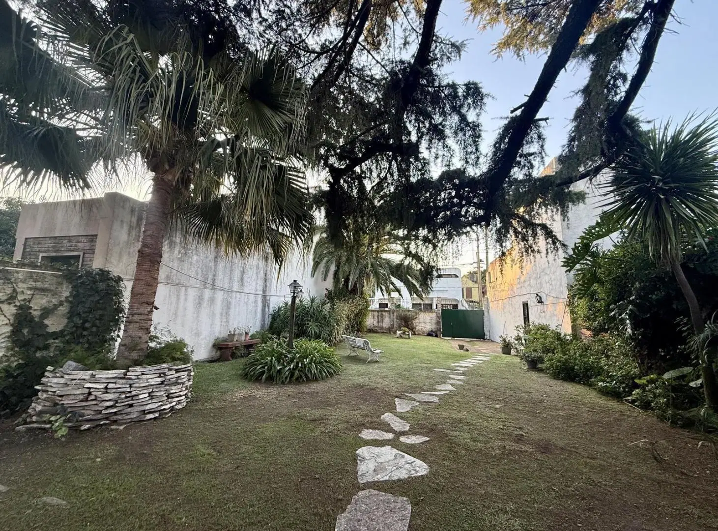 VENTA TERRENO CON CASA 2 AMBIENTES TEMPERLEY ESTE 5