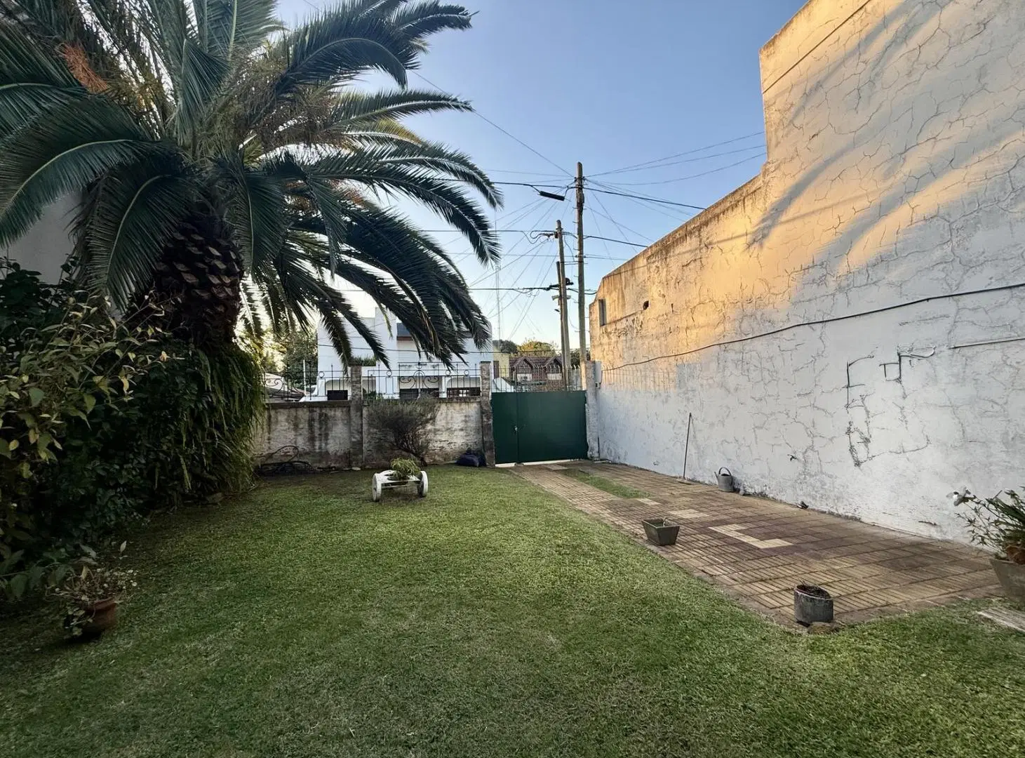 VENTA TERRENO CON CASA 2 AMBIENTES TEMPERLEY ESTE 6