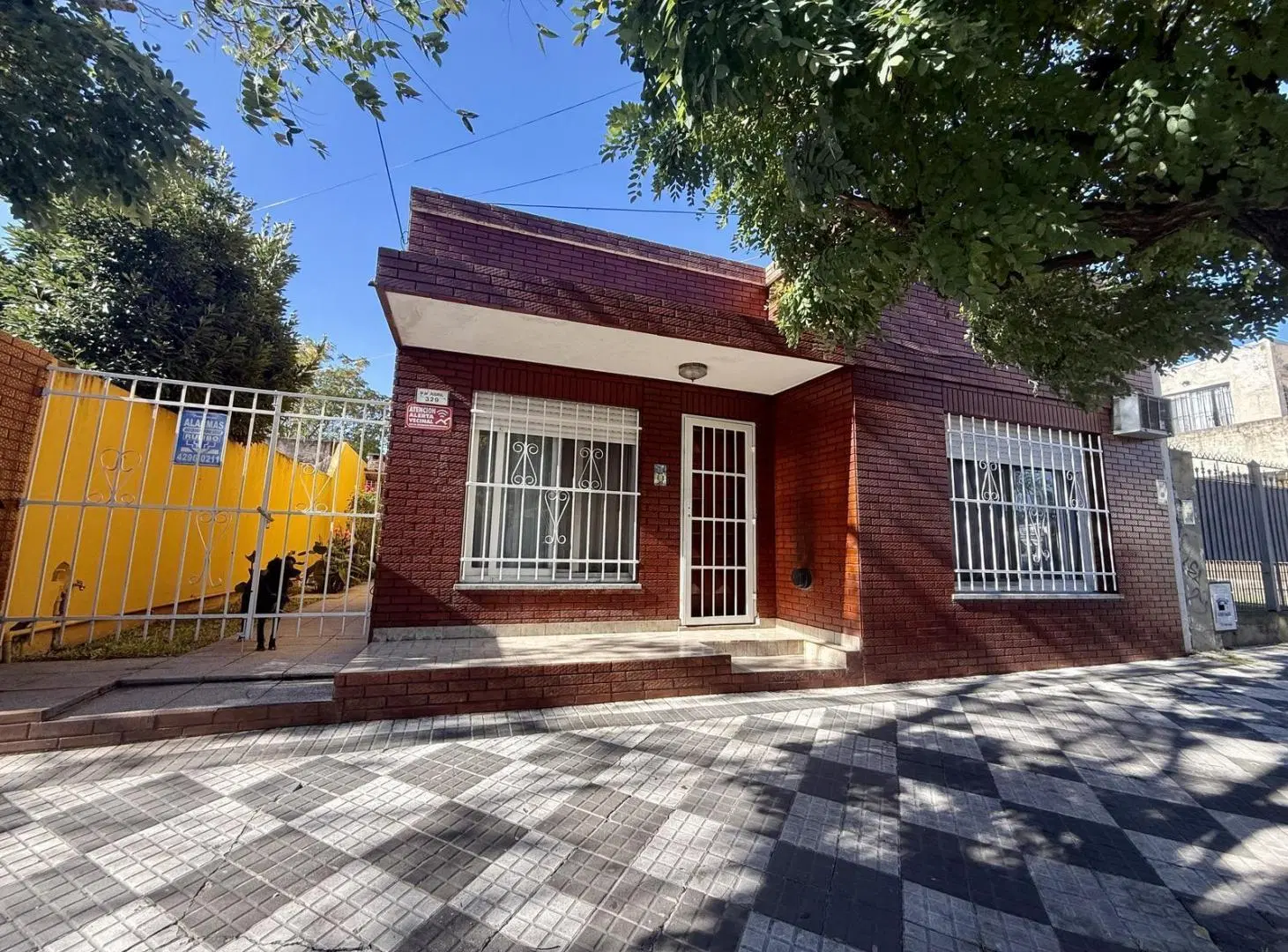 VENTA CASA MONTE GRANDE IDEAL 2 FAMILIAS 1