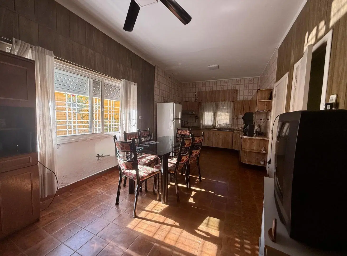 VENTA CASA MONTE GRANDE IDEAL 2 FAMILIAS 5